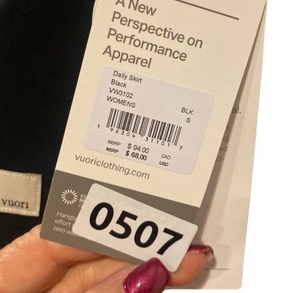 NWT Vuori daily skirt Size S - Picture 5 of 5